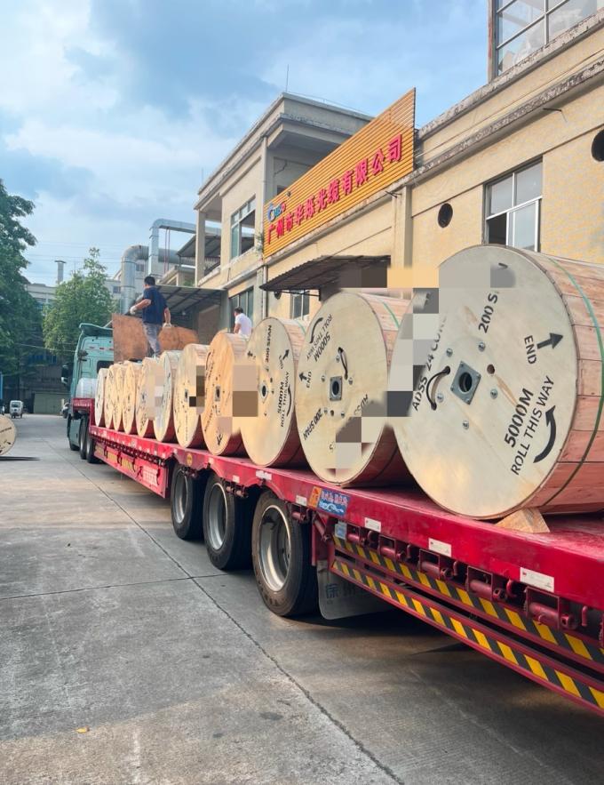 Fabriek voorraad Outdoor Double Armored GYTS53-96 Cores Glasvezel Kabel Dubbele Jacket G652D Dezelfde dag verzonden 12